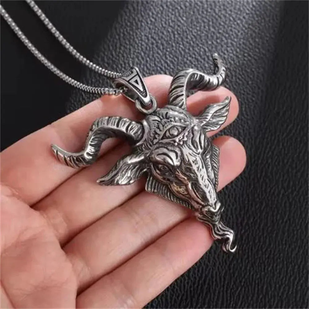 2024 New Personalized Retro Gothic Crucifix Skull Cross Pendant Necklace Men's Trend Punk Jewelry Gift Wholesale - DRACO COUTURE