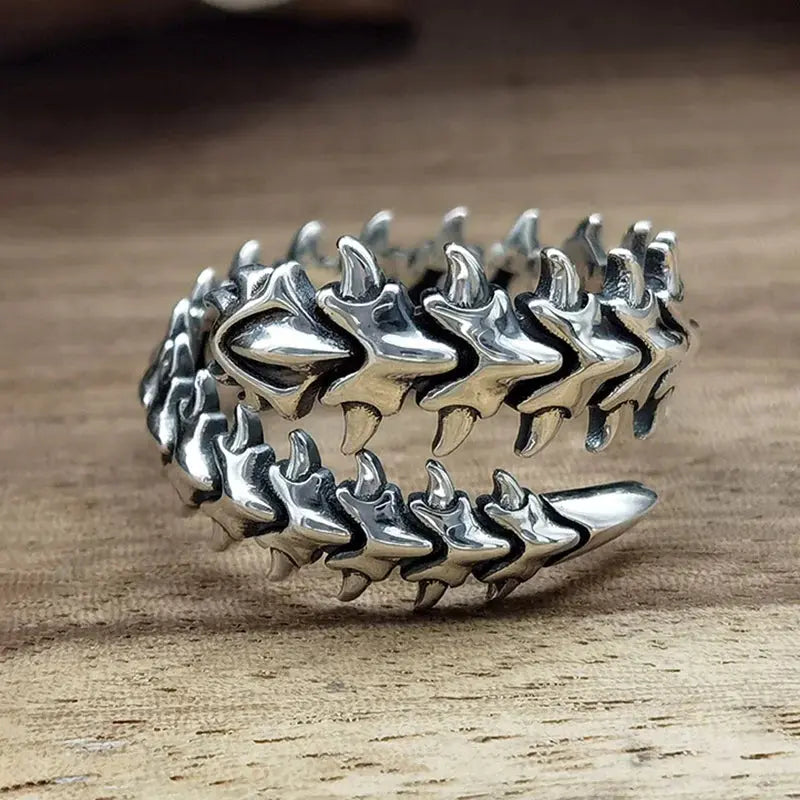 Vintage Punk Centipede Couple Ring Gothic Geometric Spine Five Finger Rings Hip Hop Hyperbole Anime Ring Jewelry - DRACO COUTURE