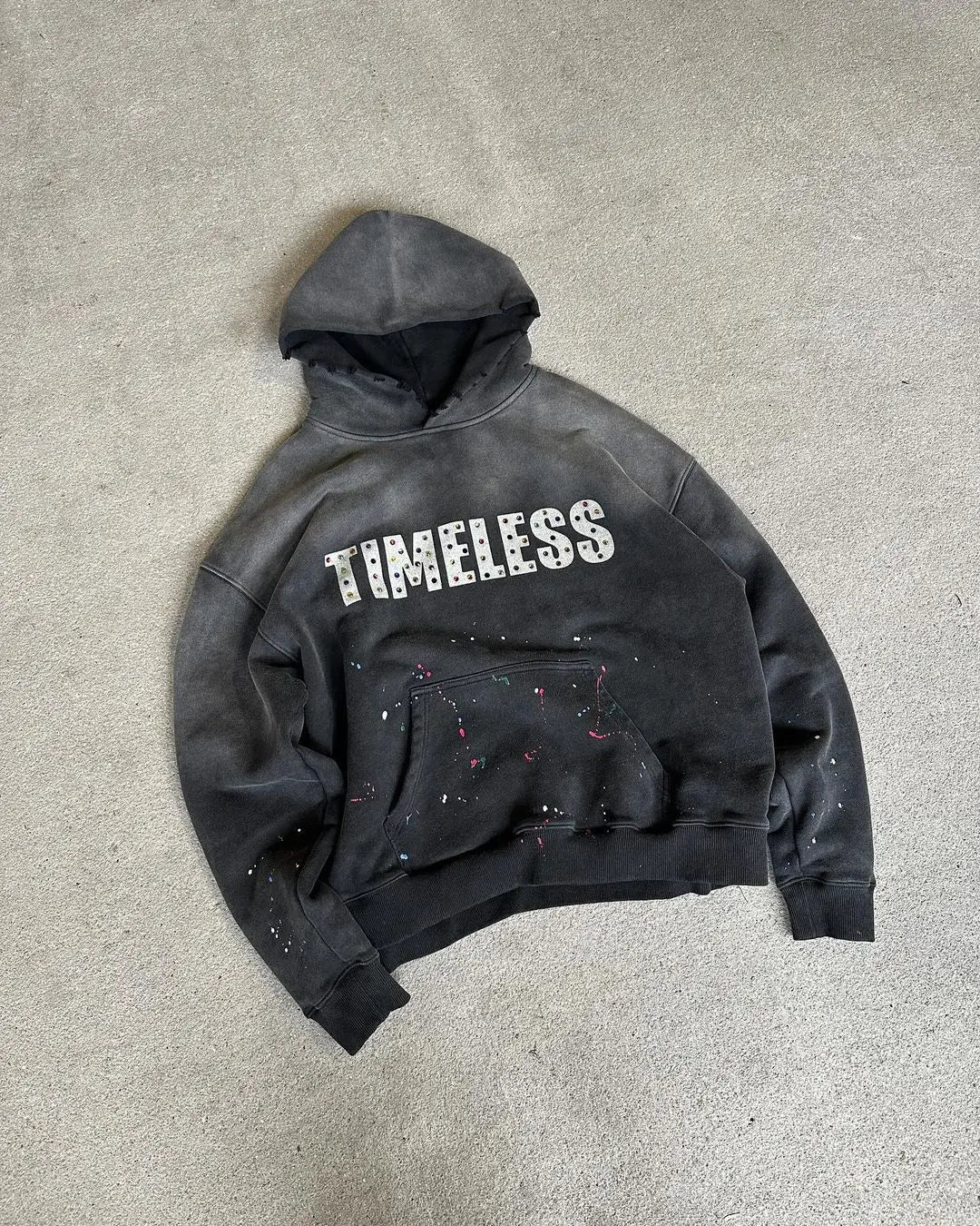 TIMELESS HOODIE