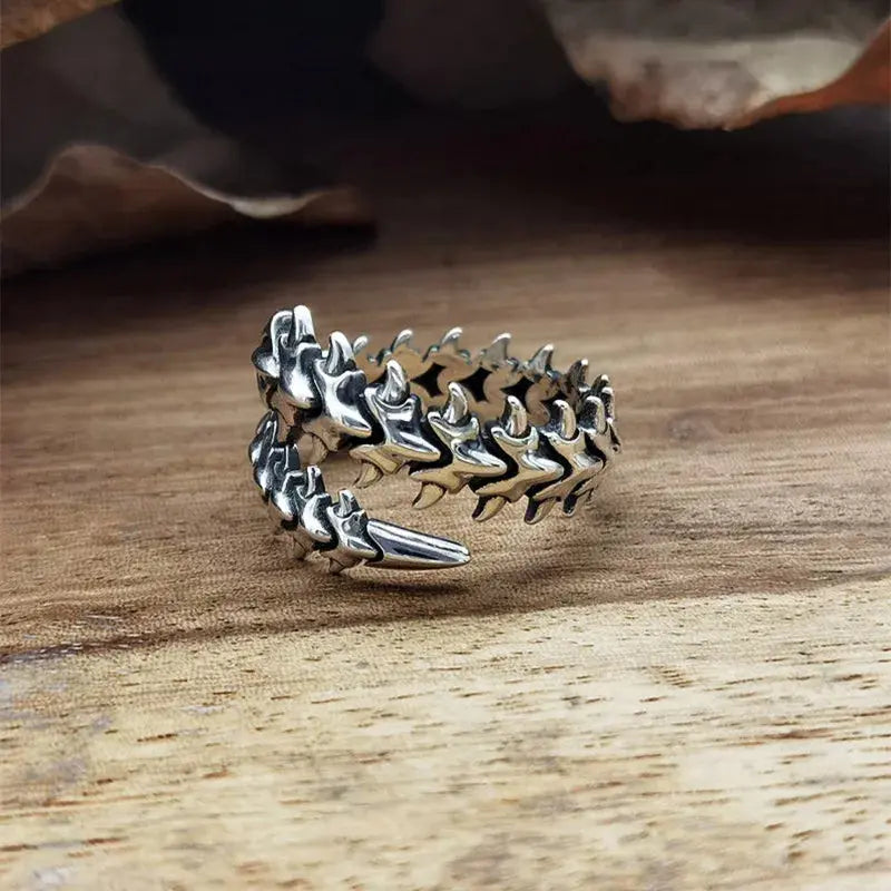 Vintage Punk Centipede Couple Ring Gothic Geometric Spine Five Finger Rings Hip Hop Hyperbole Anime Ring Jewelry - DRACO COUTURE