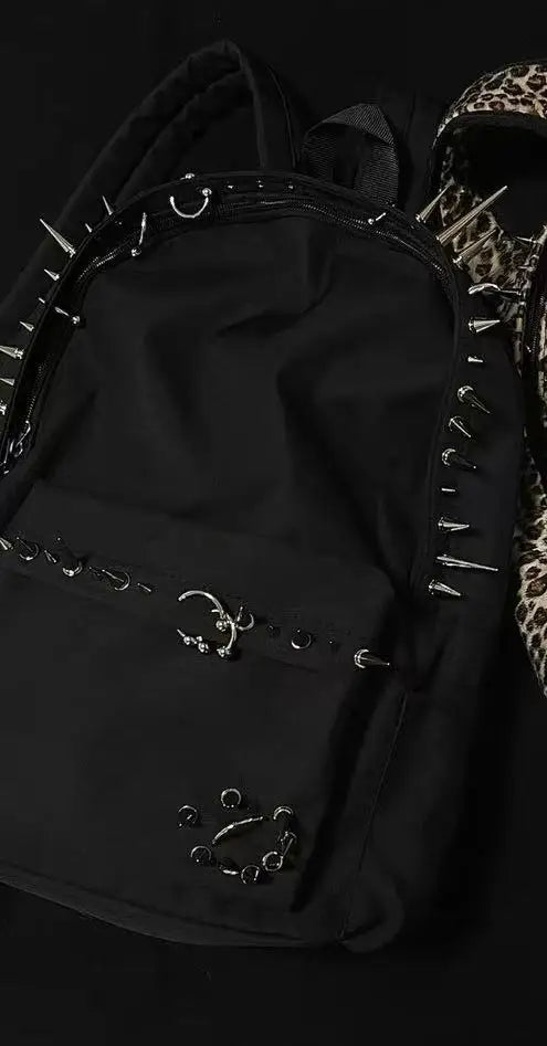 Leo Backpack Spikes