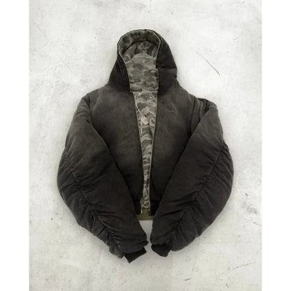 Gemütlicher doppelseitiger Kapuzenpullover mit Camouflage-Muster