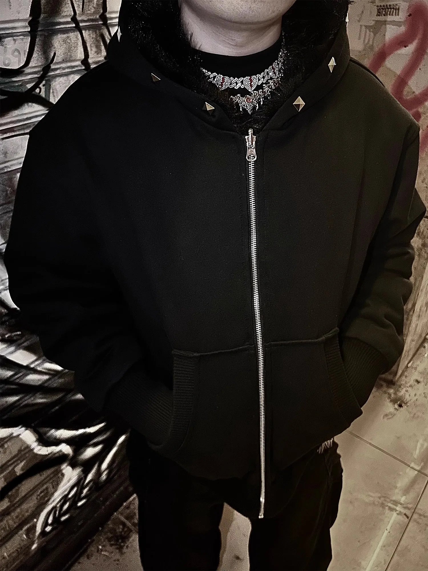 Punk-Winterjacke aus Kunstpelz