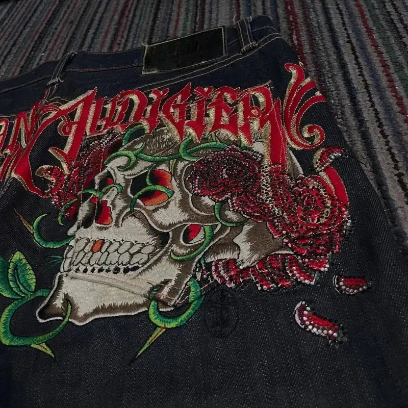 Loose straight tube Y2K oversized skull rose embroidery pattern hip hop retro denim street American wide leg men women shorts - DRACO COUTURE