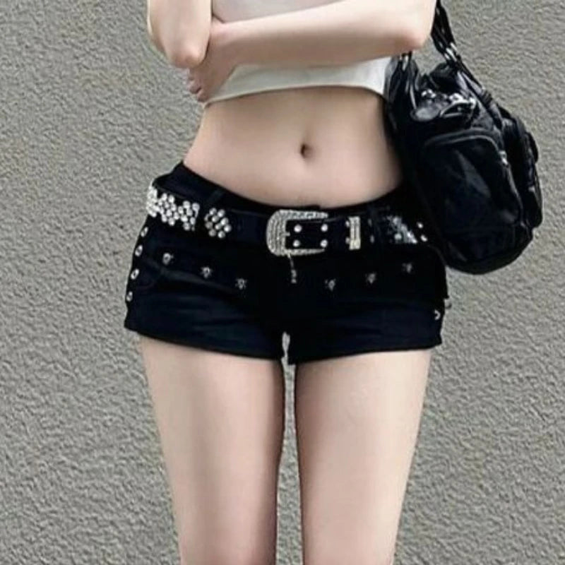 American Plus Size Distressed Dirty Dye Jeans Women 2025 Spring Babes Chain Splicing Ultra Shorts 2000s Grunge Casual Outfits DRACO COUTURE