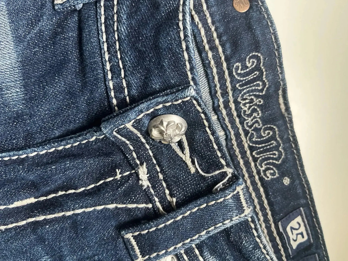 Fashion Retro Sexy Low Waist Denim Shorts Wash Pocket Embroidered Straight Pants 2025 Y2k Hip Hop Streetwear Casual Tight Shorts - DRACO COUTURE